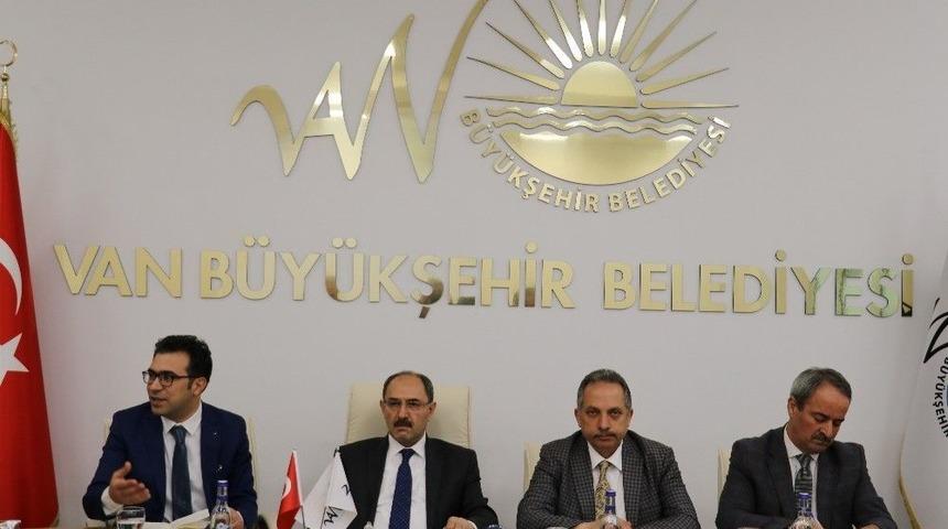 Eski Van Şehri G&uuml;n Y&uuml;z&uuml;ne &Ccedil;ıkıyor