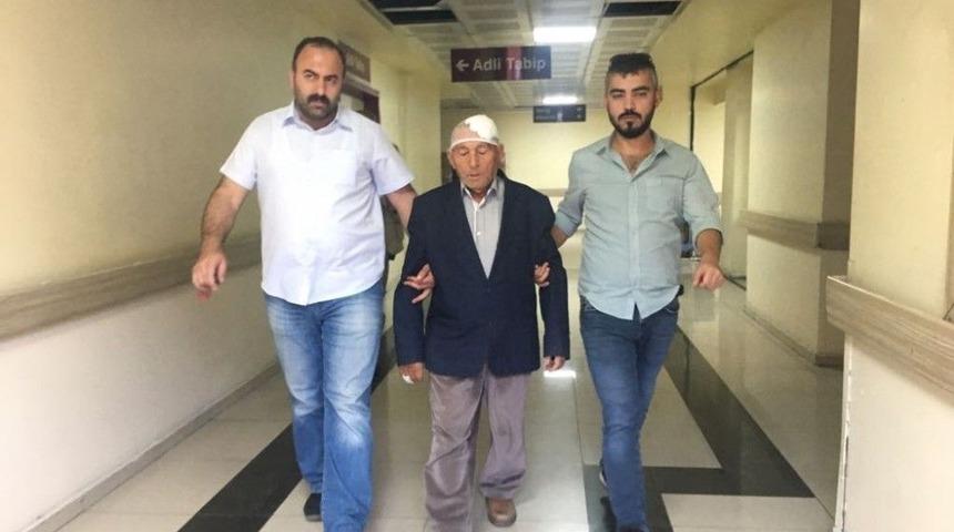 Tartıştığı Karısını Bı&ccedil;aklayarak &Ouml;ld&uuml;rd&uuml;