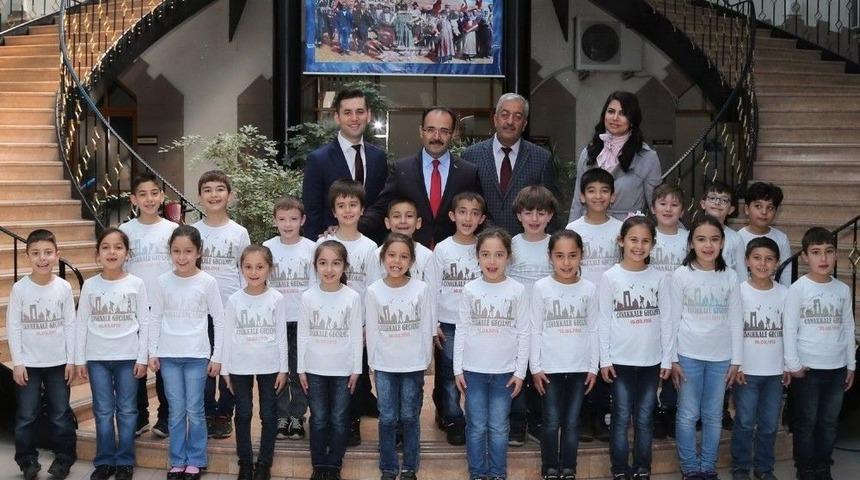 &Ccedil;anakkale Klibiyle G&uuml;ndeme Gelen Minikler Cahan&rsquo;ın Misafiri Oldu