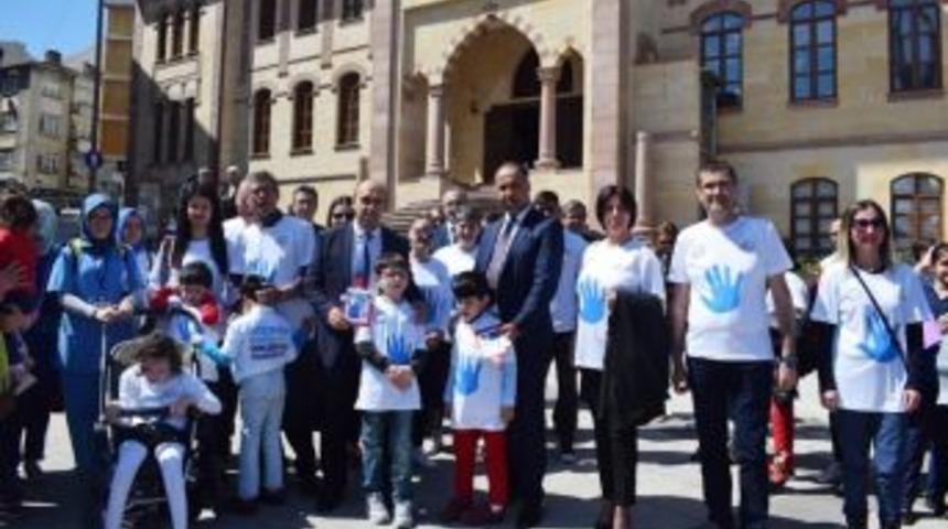 Biga&rsquo;da 2 Nisan D&uuml;nya Otizm Farkındalık G&uuml;n&uuml; Etkinliği