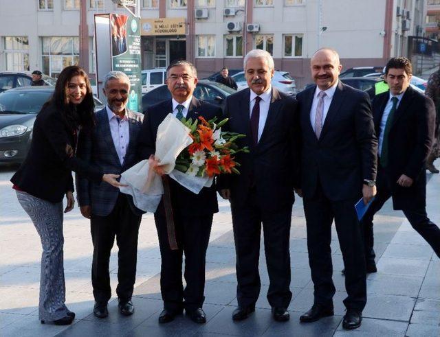 Bakan Yılmaz: “türkiye Beşeri Sermayesiyle İleri Gidiyor”