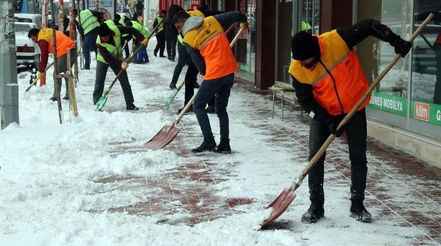 Van&rsquo;da Karla M&uuml;cadele &Ccedil;alışması