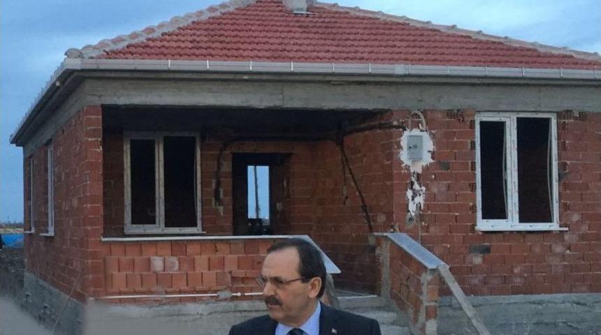 Bafra Belediyesinden Evi Yanan Ailelere Destek