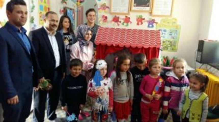 Lise &Ouml;ğrencilerinden Anaokuluna &rsquo;hayaller Evi&rsquo;