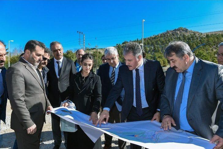 Başkan Çakır, Doğal Yaşam Parkı Ve Hayvanat Bahçesini İnceledi G1