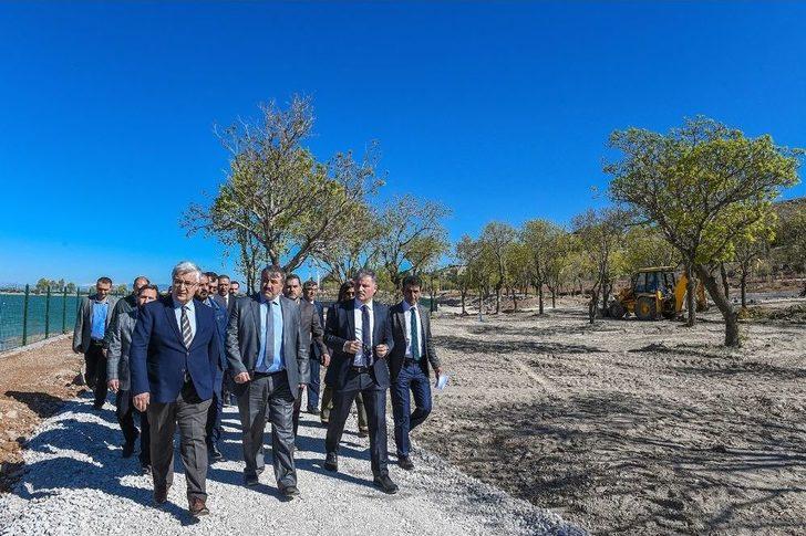 Başkan Çakır, Doğal Yaşam Parkı Ve Hayvanat Bahçesini İnceledi G3