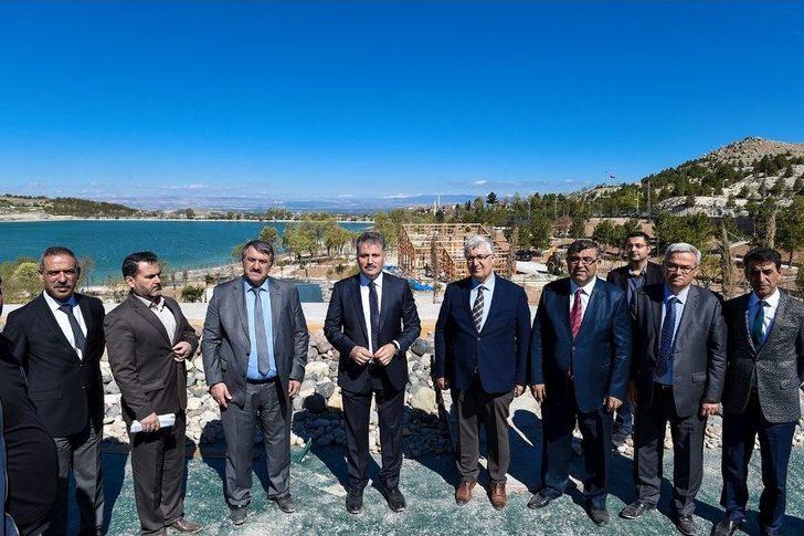 Başkan Çakır, Doğal Yaşam Parkı Ve Hayvanat Bahçesini İnceledi G5