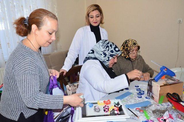 Balıkesir’de 5 Bin 700 Alzheimer Hastası Var