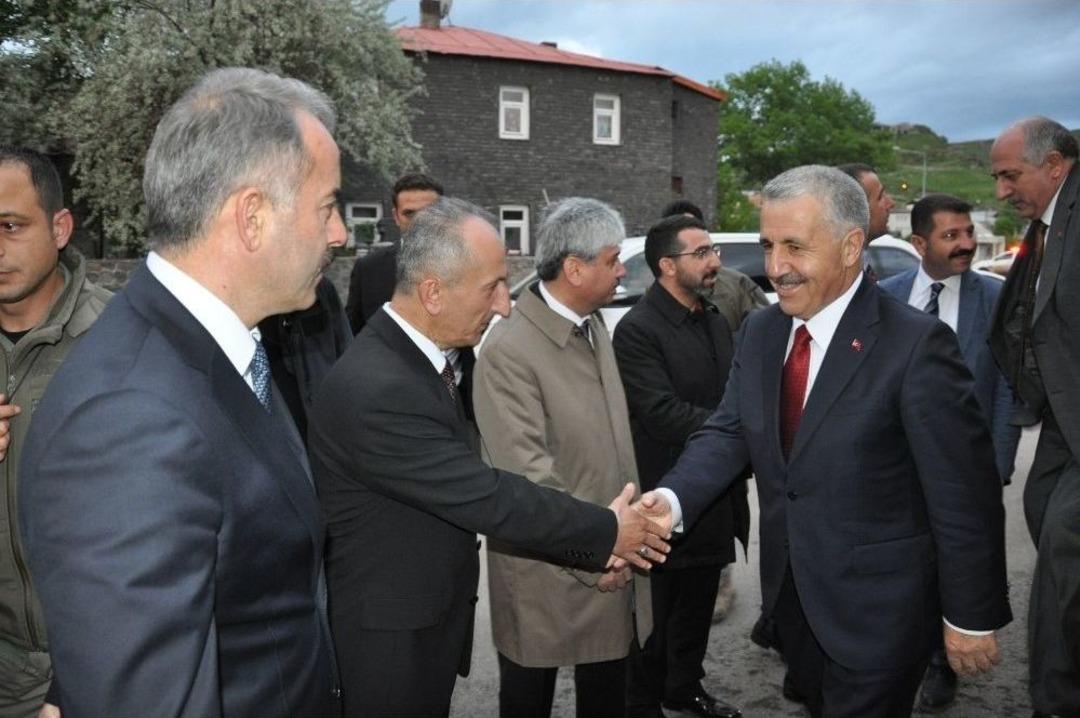 Bakan Ahmet Arslan Stk&rsquo;larla Bir Araya Geldi