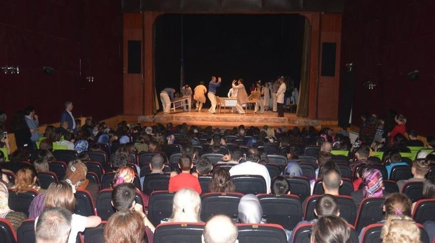 &ldquo;deliler Bayramı&rdquo; Seyirciyle Buluştu