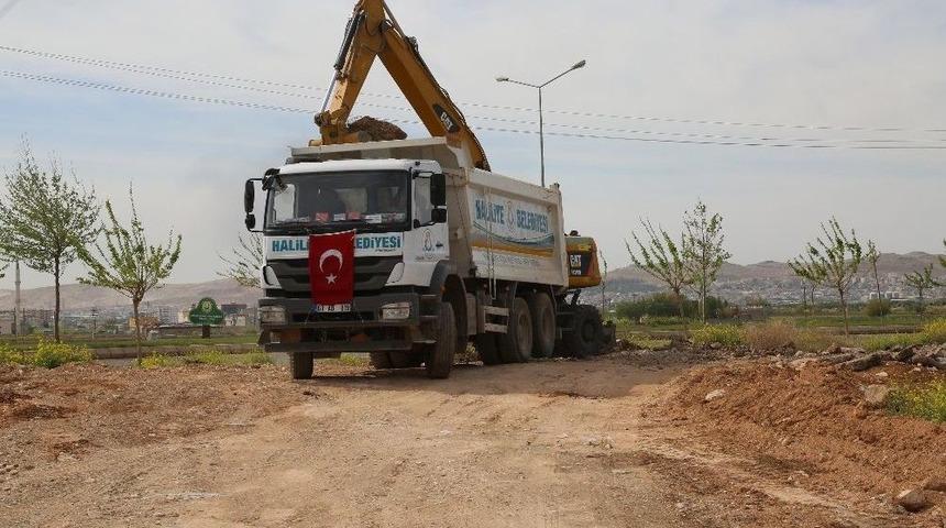 Haliliye Belediyesi, İl&ccedil;enin Yol Ağını Genişletiyor