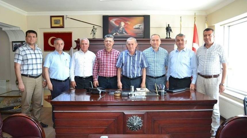 Ak Parti Adayı &Ouml;zkan&rsquo;dan Soma&rsquo;daki Stk&rsquo;lara Ziyaret