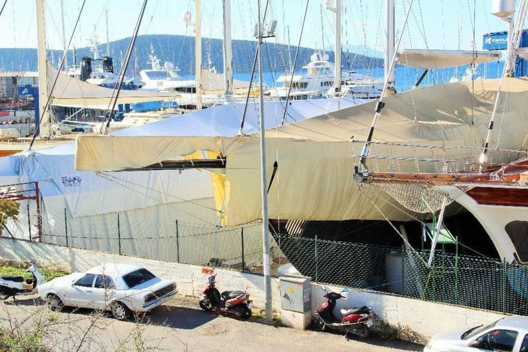 Reza Zarrab&rsquo;ın L&uuml;sk Yatı İle İlgili İşlem Başlatıldı