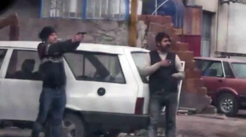 İzmir&rsquo;de Eylem Hazırlığında Yakalanan Ter&ouml;ristler Atış Talimi Yapmış