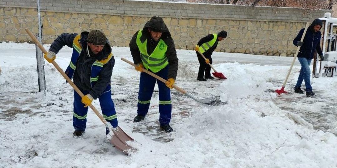 Edremit&rsquo;te Karla M&uuml;cadele &Ccedil;alışması