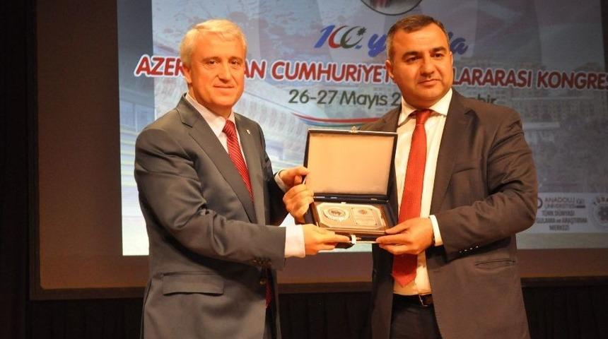 100. Yılında Azerbaycan Cumhuriyeti Uluslararası Kongresi