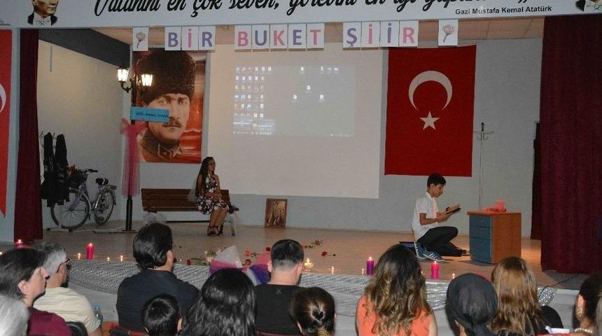 &Ouml;ğrencilerden &ldquo;bir Buket Şiir&rdquo;
