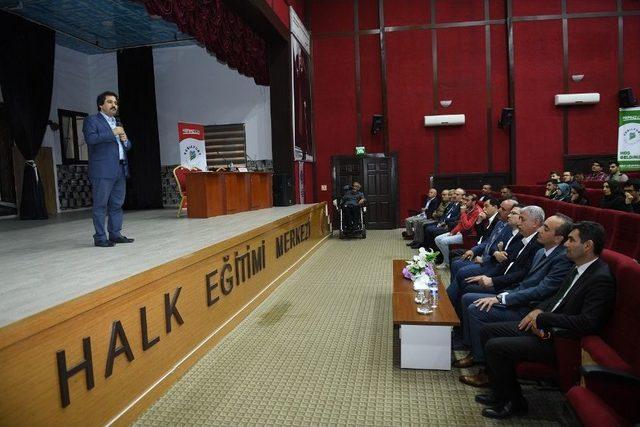 ‘15 Temmuz Yeniden Diriliş’ Konferansı