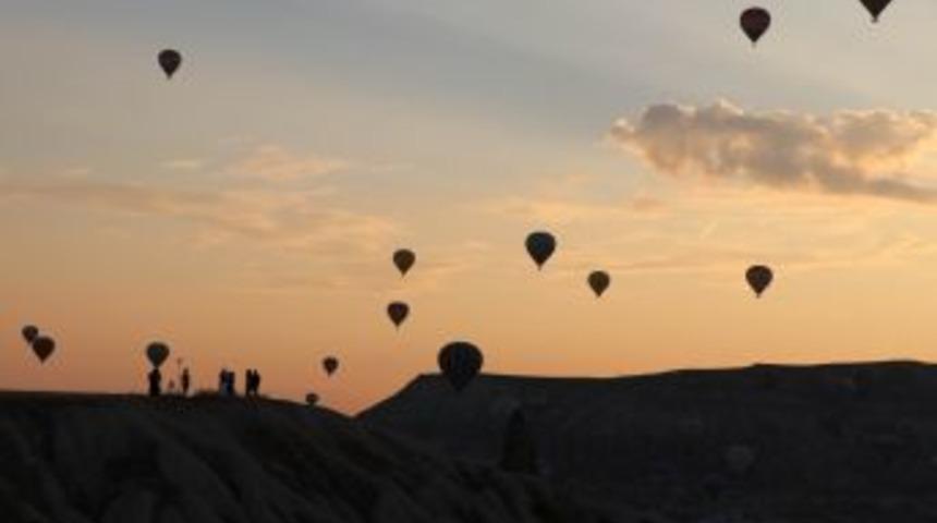 Kapadokya’da Sıcak Hava Balonları Havalanamadı