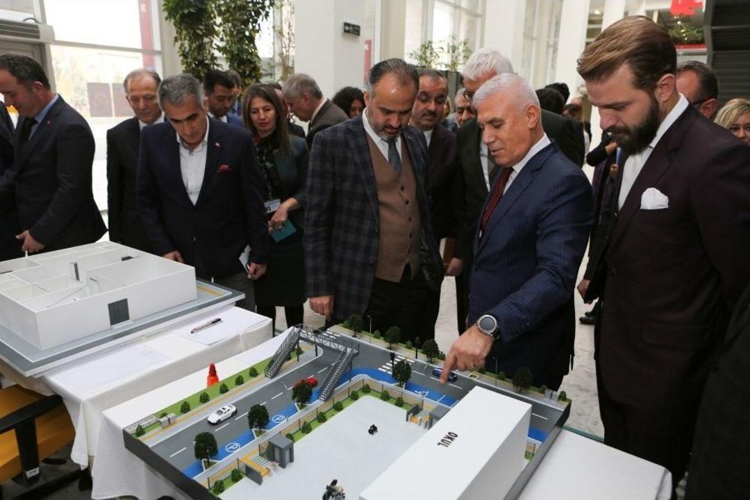 Bozbey Ve Aktaş Kentin Geleceğini G&ouml;r&uuml;şt&uuml;