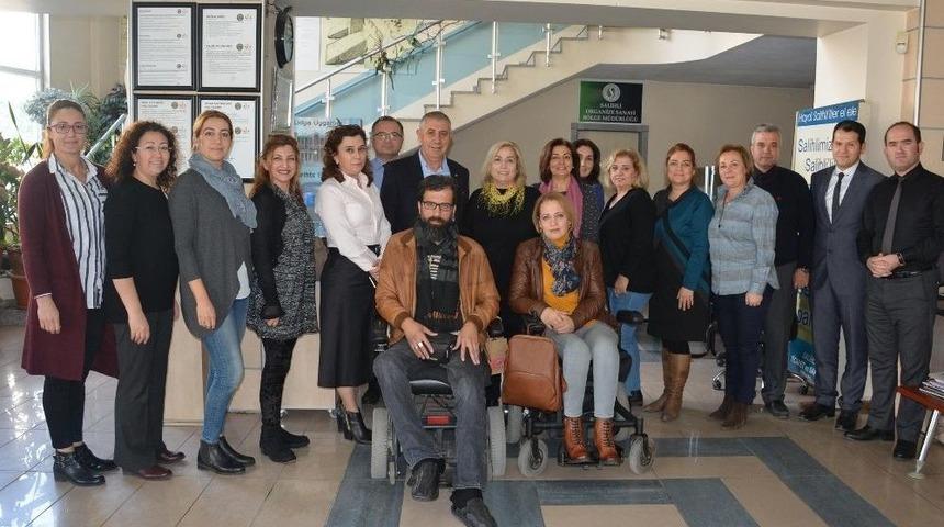 Kadınlar Birliği, Engellilerin Yanında