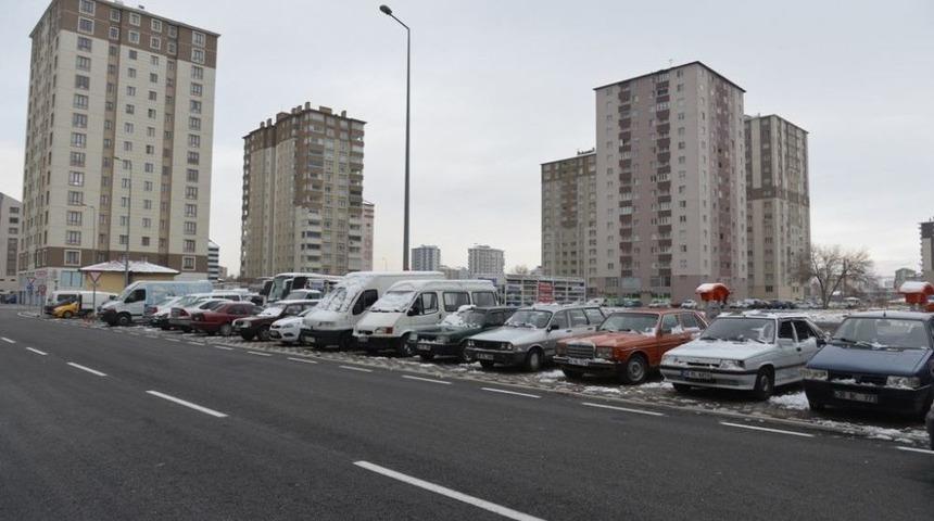 K&uuml;&ccedil;&uuml;k Mustafa Mahallesi&rsquo;nde Otopark Ve Yaya Yolu &Ccedil;alışması Tamamlandı