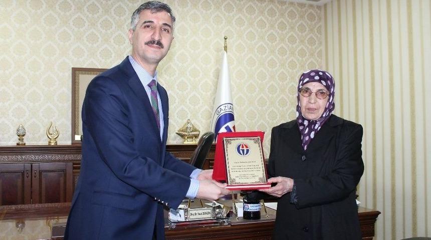 Antepli Gurbet&ccedil;iden Anlamlı Bağış