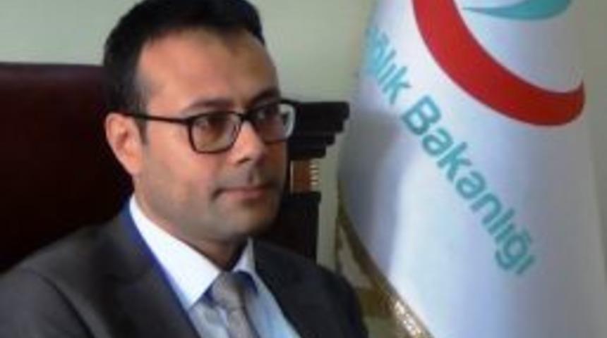 Erciş İl&ccedil;e Sağlık M&uuml;d&uuml;r&uuml; &Ouml;zkan &Ouml;zay G&ouml;revine Başladı