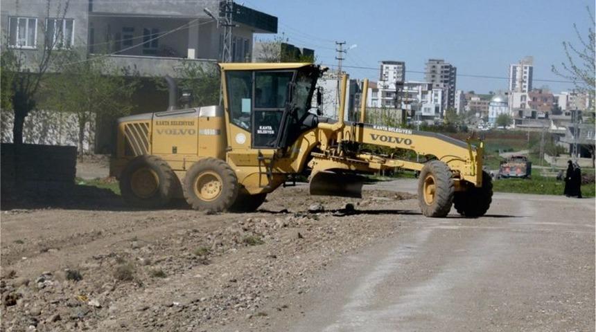 Kahta Belediyesi Yılın İlk Yol &Ccedil;alışmasına Başladı