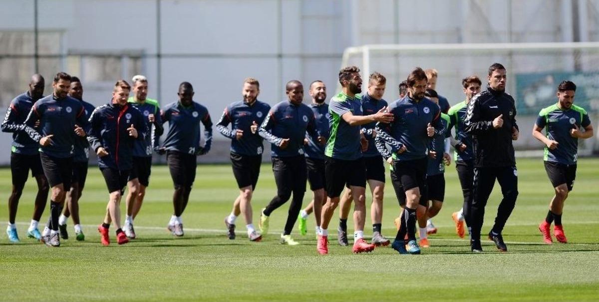 Atiker Konyaspor, D.g. Sivasspor Ma&ccedil;ı Hazırlıklarına Başladı