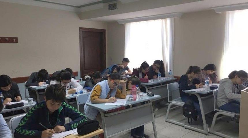 Nesibe Aydınlı Olmak İ&ccedil;in Bine Yakın &Ouml;ğrenci Sınava Girdi