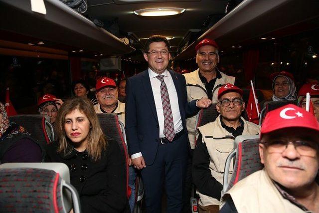 Evliliklerinin 46. Yıl D&ouml;n&uuml;m&uuml;nde Tarihe Yolculuk Yaptılar 2