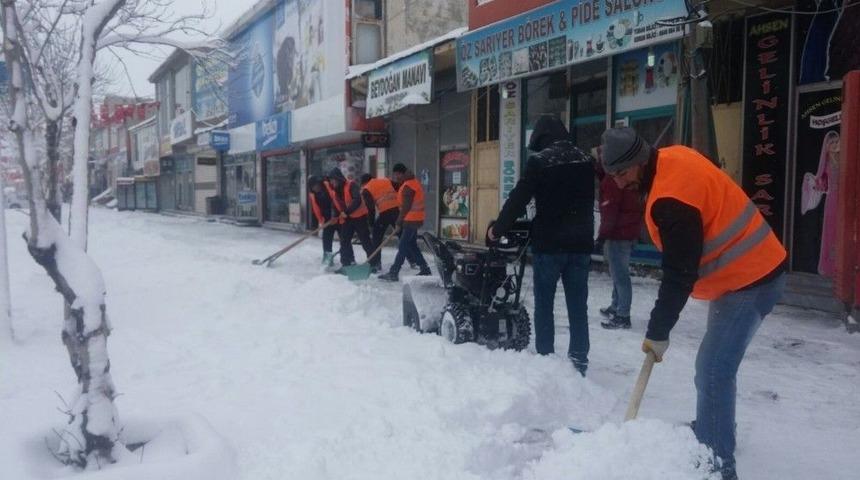 &Ccedil;aldıran&rsquo;da Karla M&uuml;cadele &Ccedil;alışması