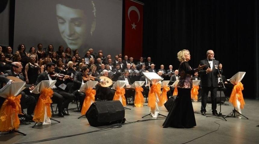 Zeki Müren Doğum Gününde Eserleriyle Anıldı