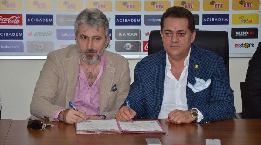 Cumhurbaşkanı Erdoğan&rsquo;ın Yeğeni Eskişehirspor&rsquo;da