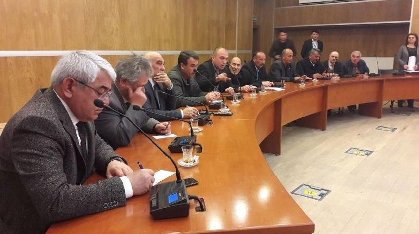 Kars Belediye Başkanı Murtaza Kara&ccedil;anta, Muhtarlarla Bir Araya Geldi