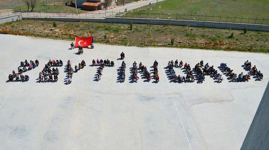 Engelli &Ouml;ğrenciden Afrin&rsquo;e Mesaj