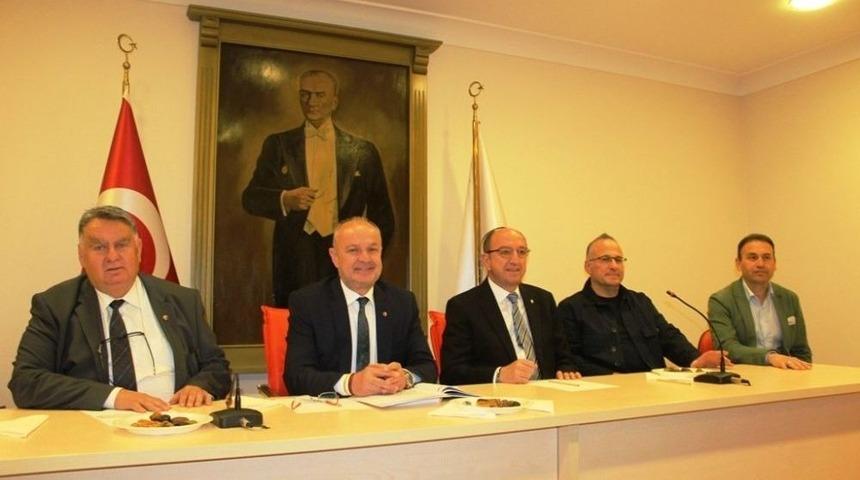 Ayvalık&rsquo;ta Ato Y&ouml;netiminden Duygusal Veda