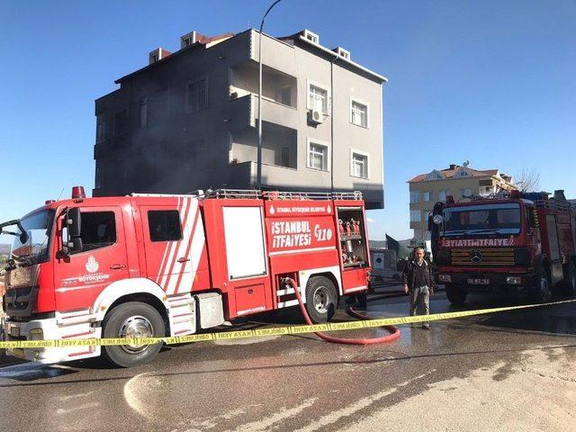 Sancaktepe’de Konfeksiyon Atölyesinde Yangın