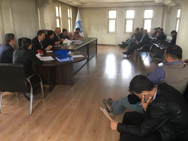 &Ccedil;aldıran&rsquo;da Bord&uuml;rl&uuml; Kilitli Parke Taşı Yol Yapımı İ&ccedil;in İhale Yapıldı 3