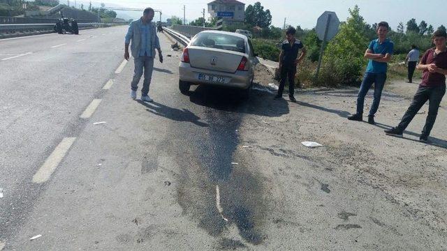 Otomobil Önce Traktöre Ardından Bariyere Çarptı: 6 Yaralı