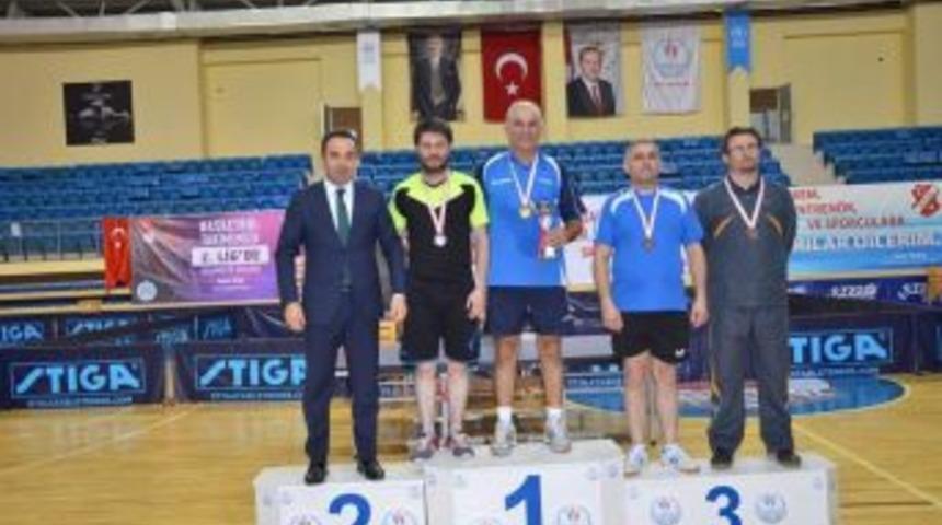 Madalyaları Topladılar