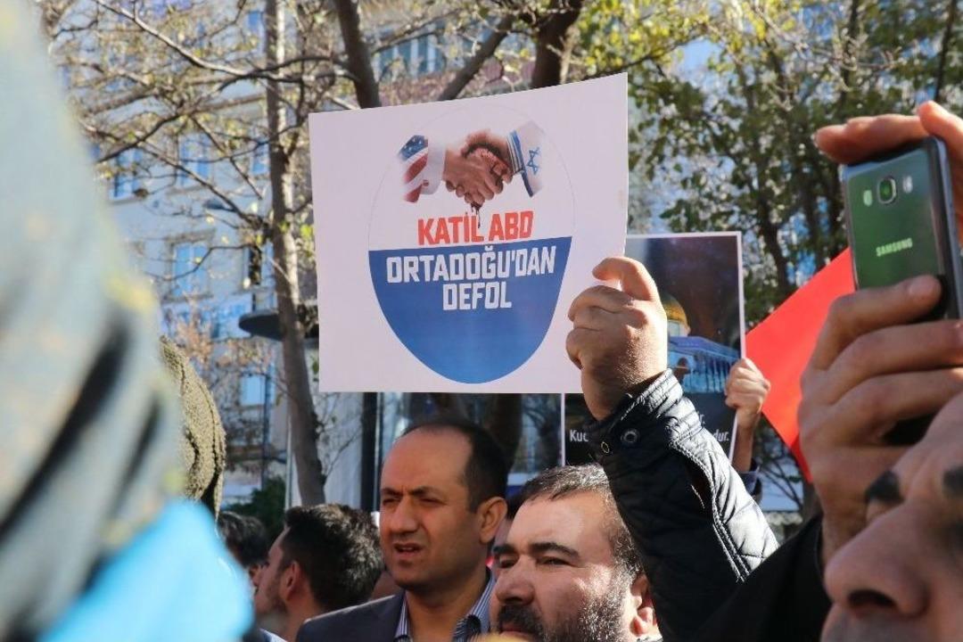 Gaziantep&rsquo;te Kud&uuml;s Protestosu G&uuml;nd&uuml;z De Devam Etti