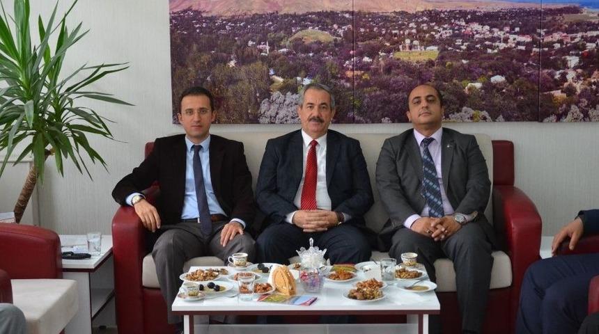 Kaymakam Akg&uuml;l&rsquo;den Başkan G&uuml;rsoy&rsquo;a Ziyaret