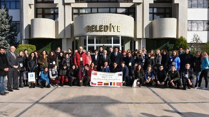 Başkan Kayda, Yabancı Öğrencileri Ağırladı