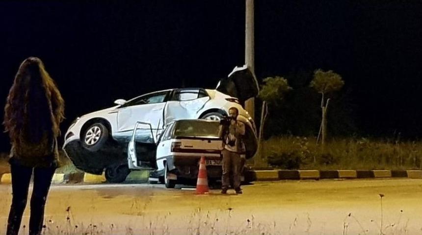 Karab&uuml;k&rsquo;te Trafik Kazası: 6 Yaralı