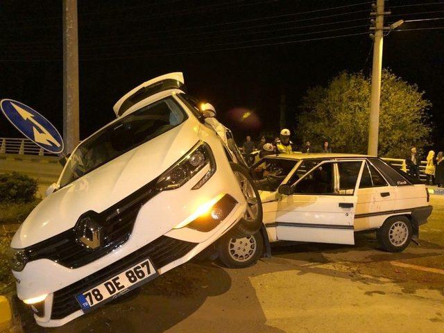 Karabük’te Trafik Kazası: 6 Yaralı