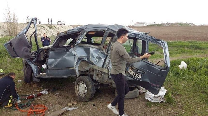 Amasya&rsquo;da Kamyonet Takla Attı: 1 &Ouml;l&uuml;, 3 Yaralı