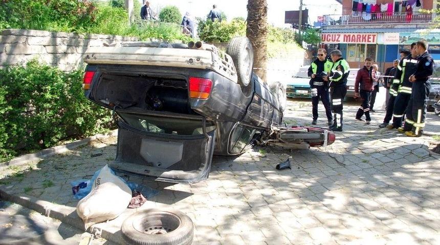 Otomobil Önce Araca Çarptı Ardından Bahçeye Uçtu