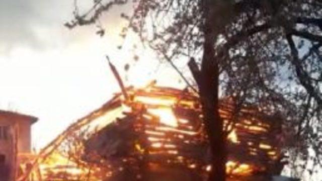 Yaşlı Kadın Yangında Hayatını Kaybetti